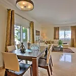 Private Penthouse * Lagos